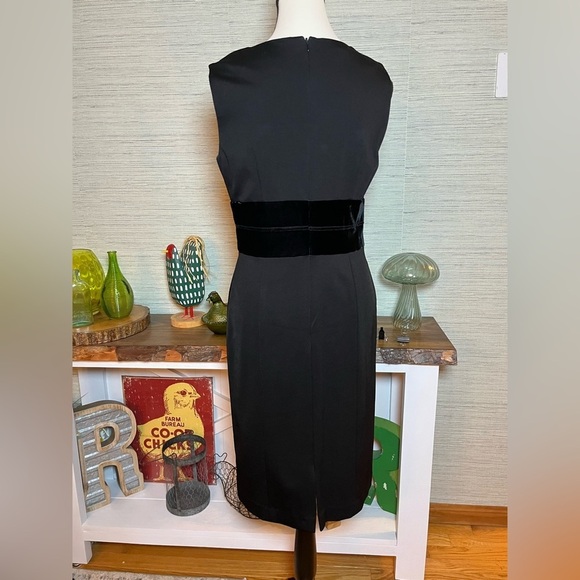 KAY UNGER Black Lace Overlay Bodice V-Neck Knee Length Cocktail Dress Women's 10 - Picture 6 of 9